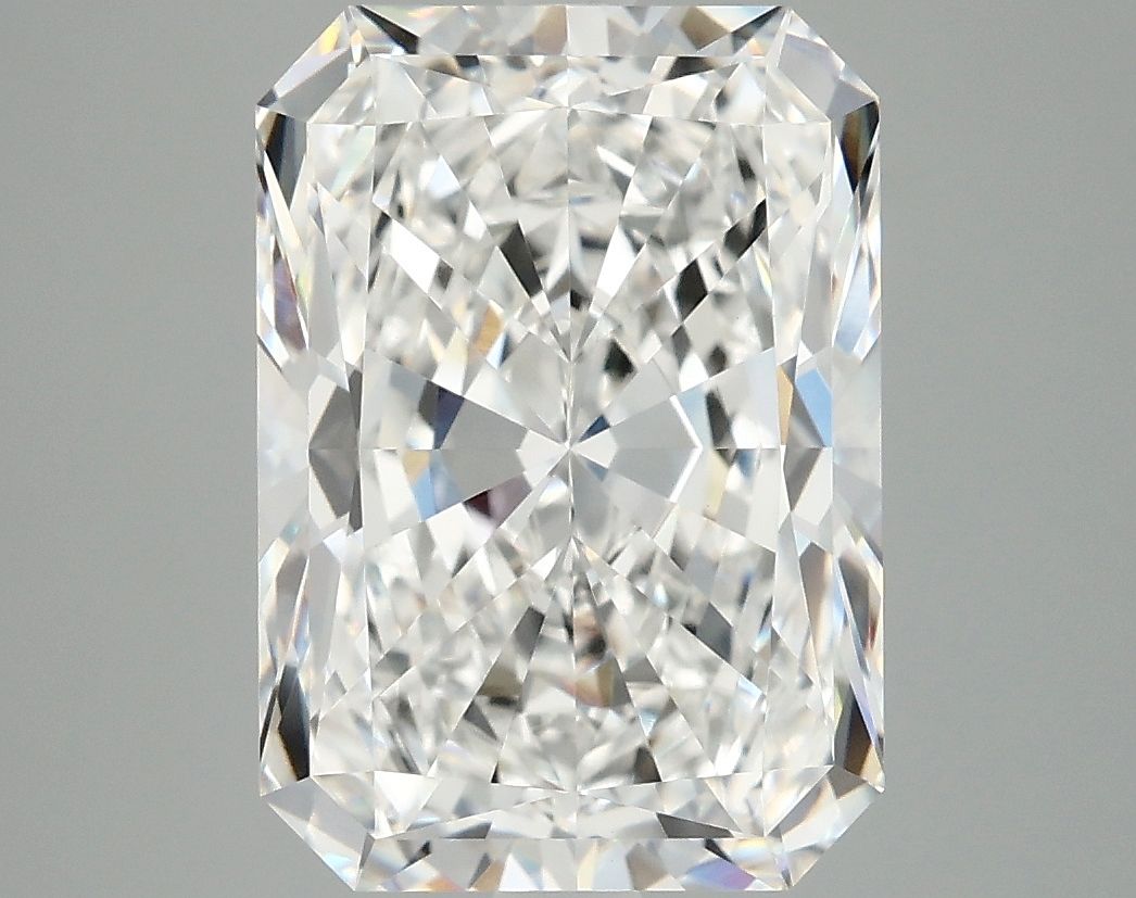 5.08 ct. radiant Lab Grown Diamond front image