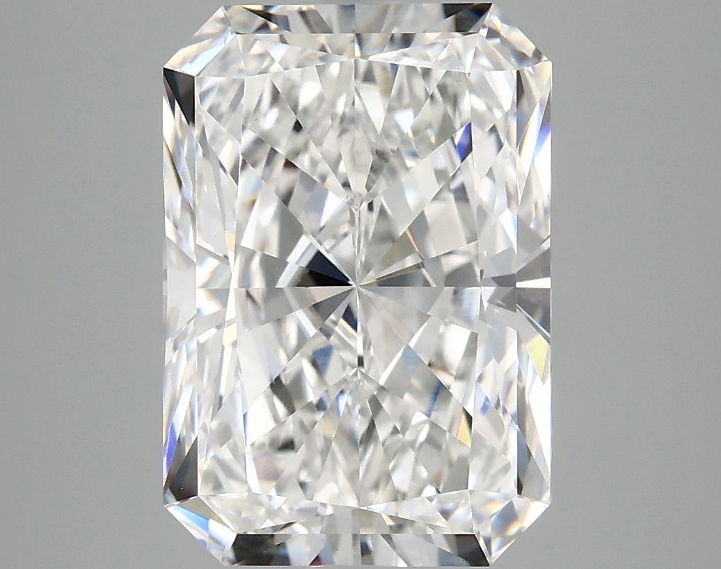 4.71 ct. radiant Lab Grown Diamond front image