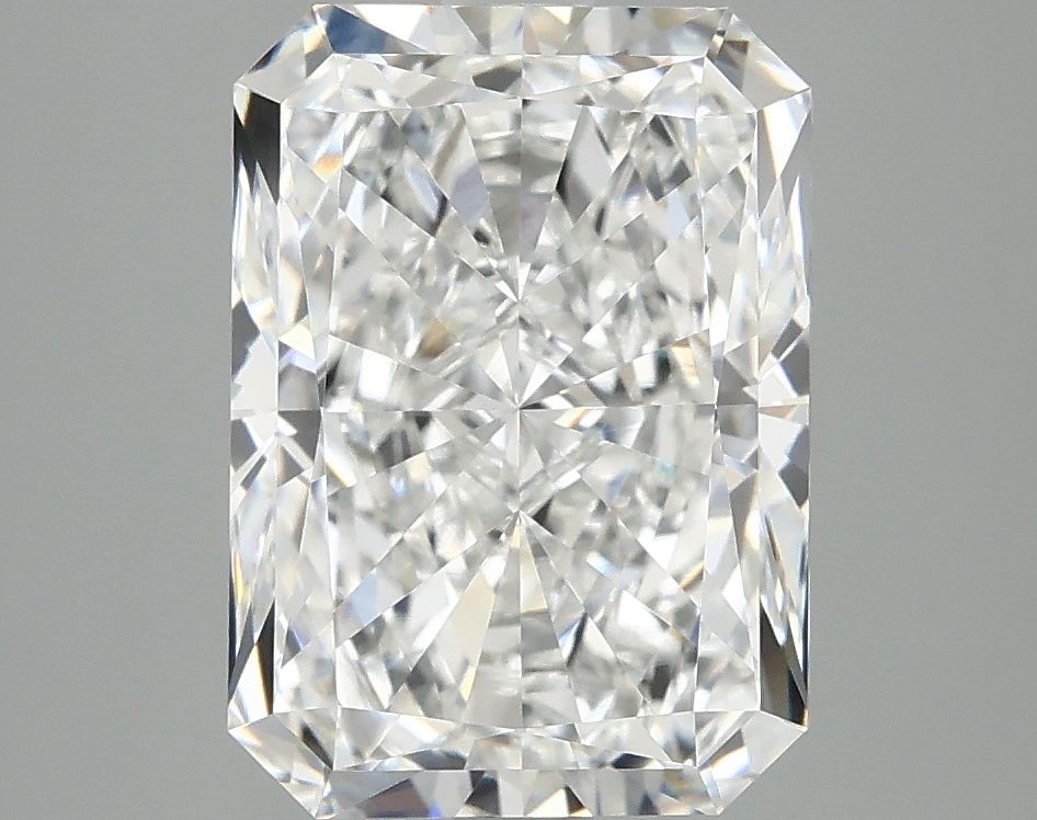 3.85 ct. radiant Lab Grown Diamond front image