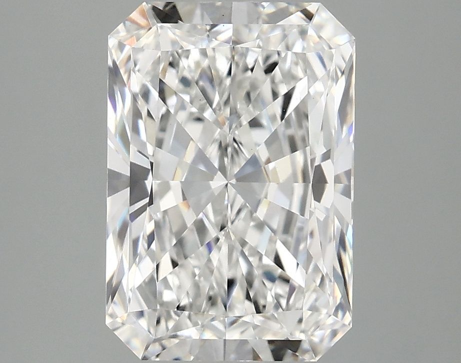 3.08 ct. radiant Lab Grown Diamond front image