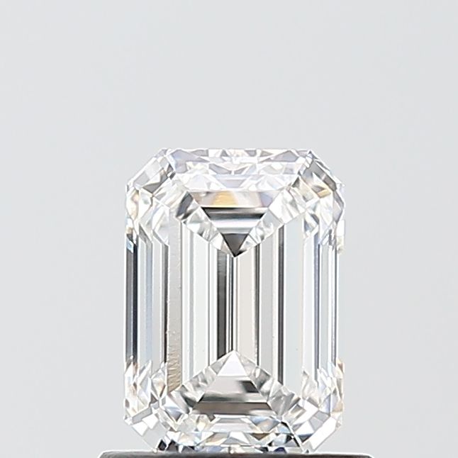1 ct lab-grown Emerald Diamond