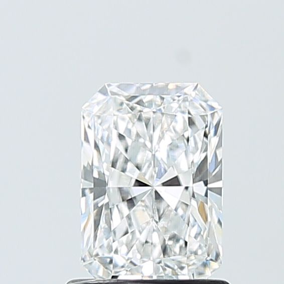 1.04 ct lab-grown Radiant Diamond