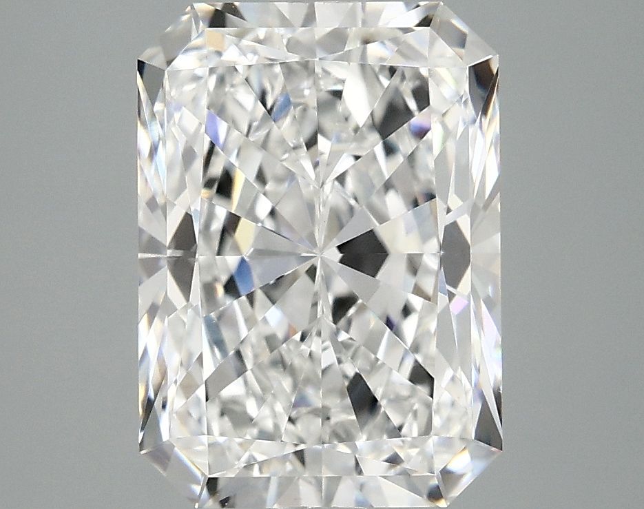 3.84 ct. radiant Lab Grown Diamond front image