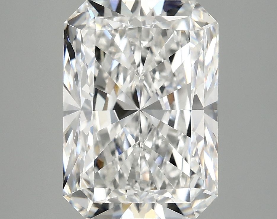 3.89 ct. radiant Lab Grown Diamond front image