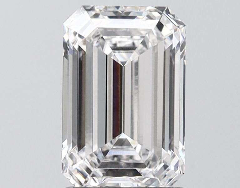 1.82 carat e IF EX Cut IGI emerald diamond