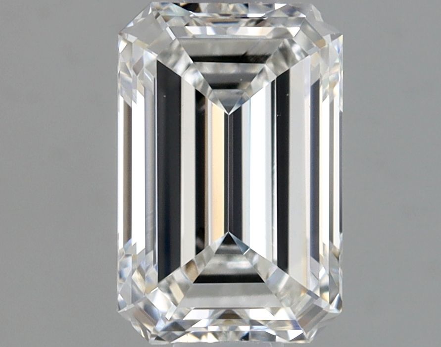 0.80 ct Emerald diamond