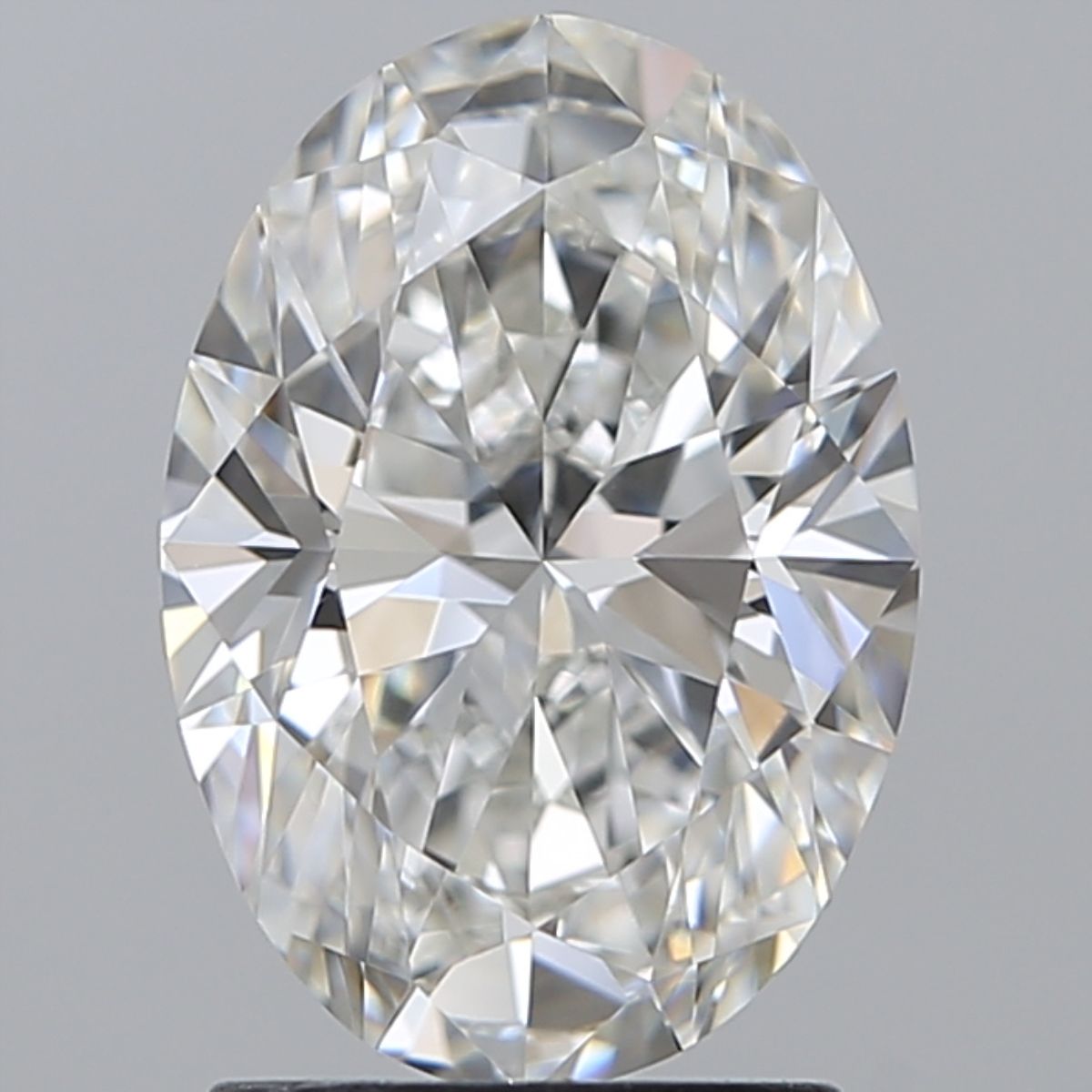 Diament owalny, 2 ct, G, VVS2