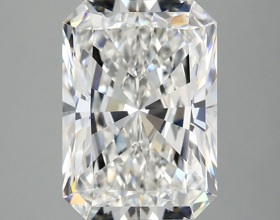 4.06 ct. radiant Lab Grown Diamond front image