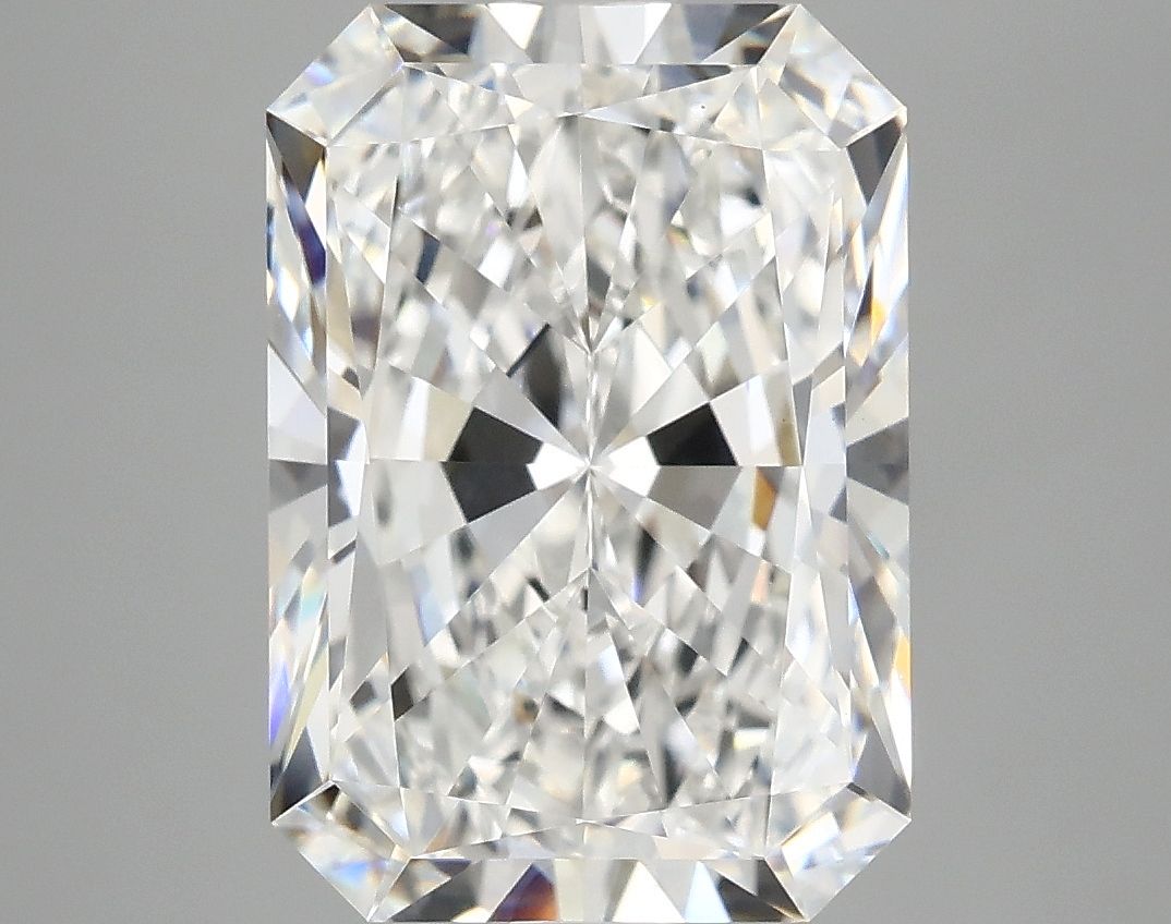 4.96 ct. radiant Lab Grown Diamond front image