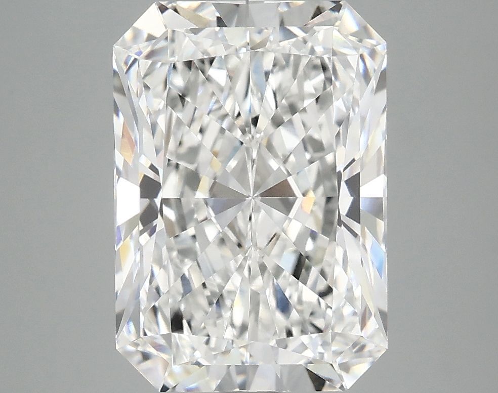 4.16 ct. radiant Lab Grown Diamond front image