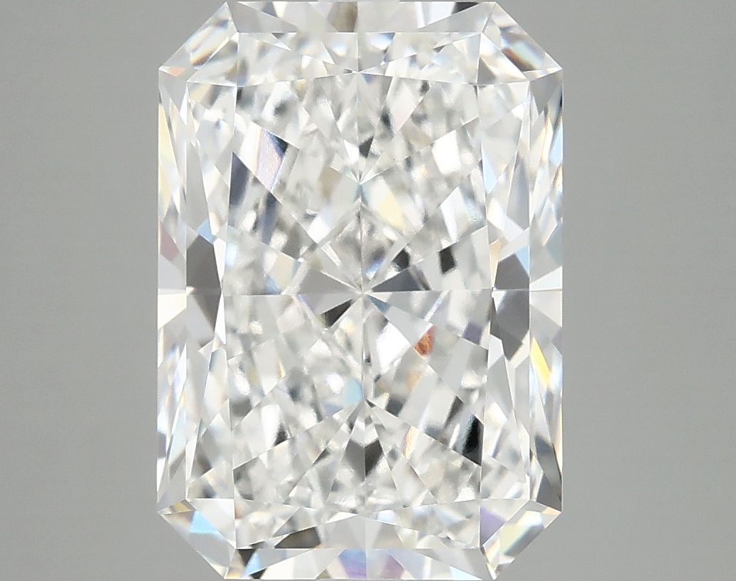 5.07 ct. radiant Lab Grown Diamond front image
