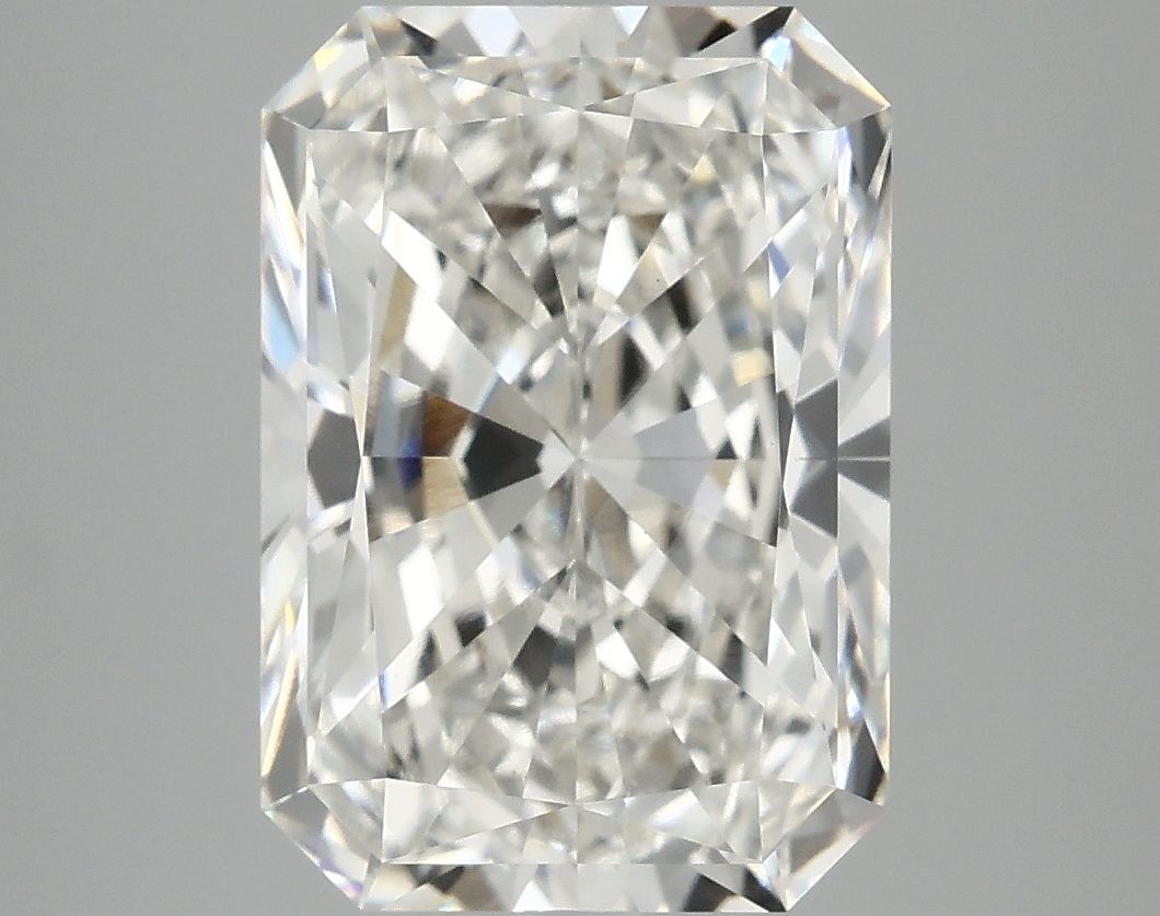 5.07 ct. radiant Lab Grown Diamond front image