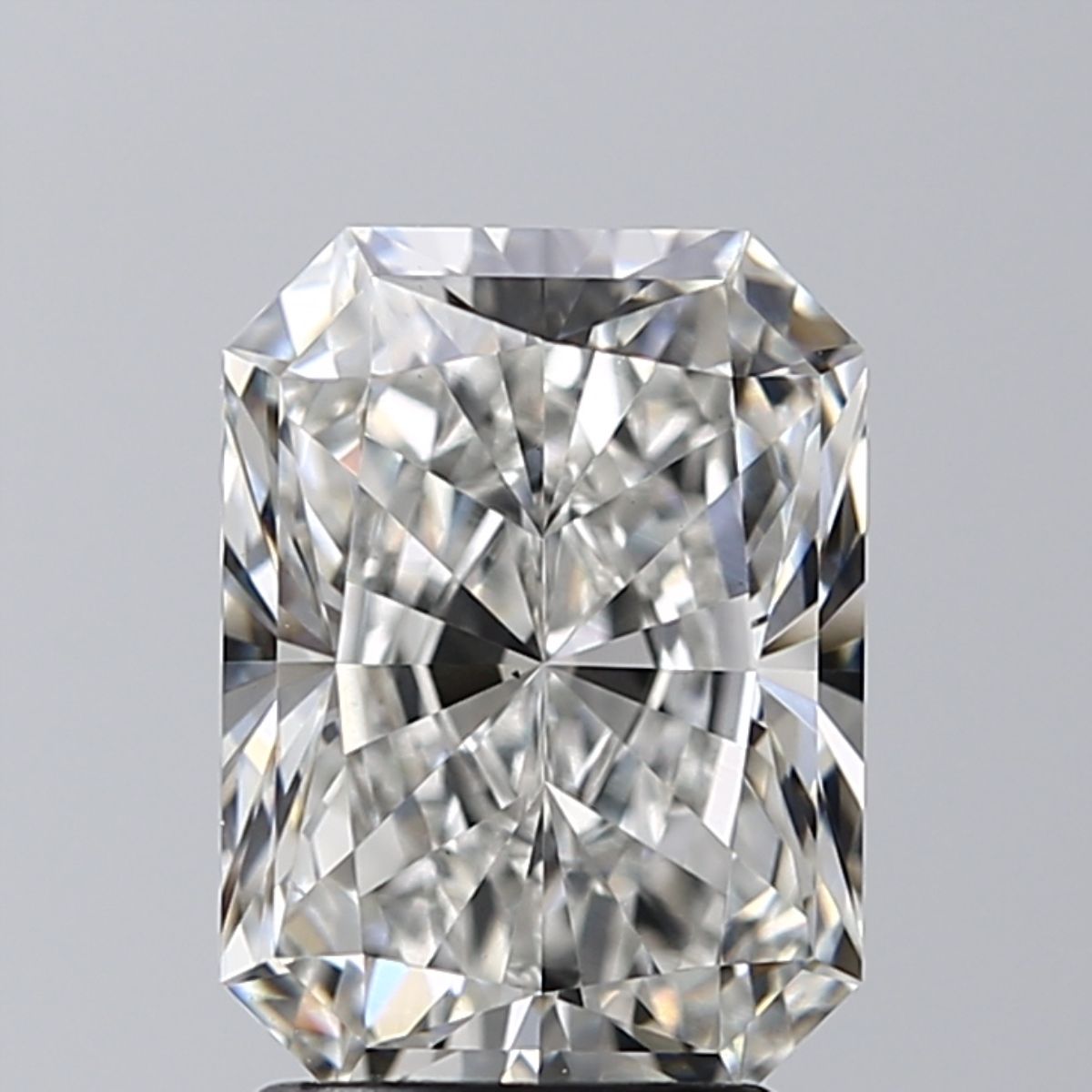 2.52 ct. radiant Lab Grown Diamond front image