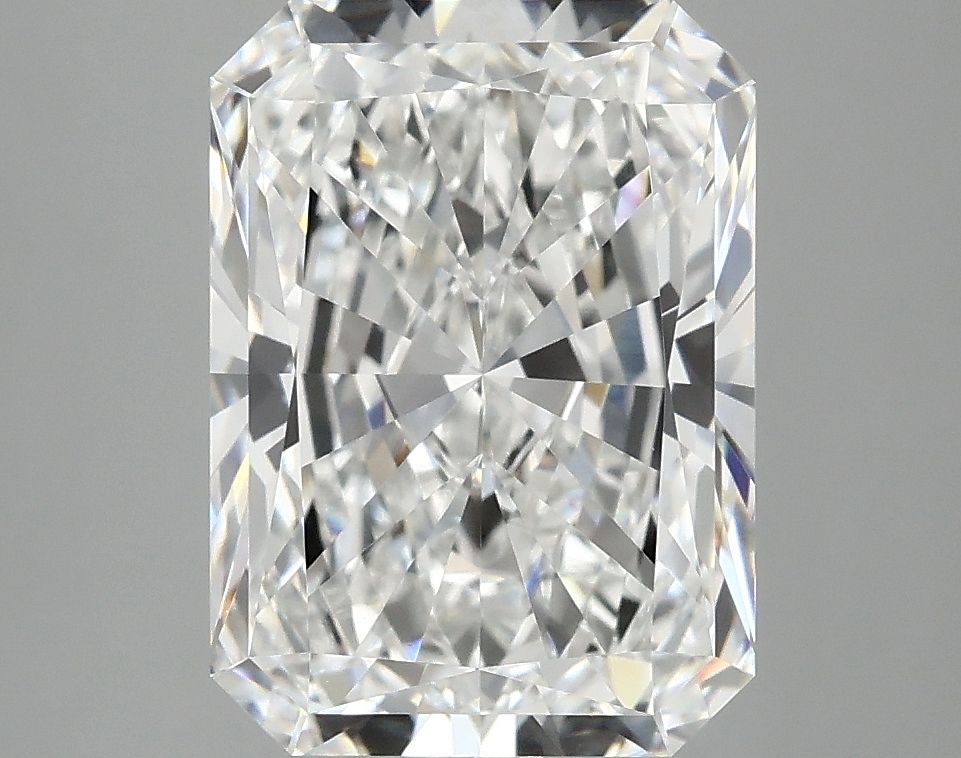 4.07 ct. radiant Lab Grown Diamond front image