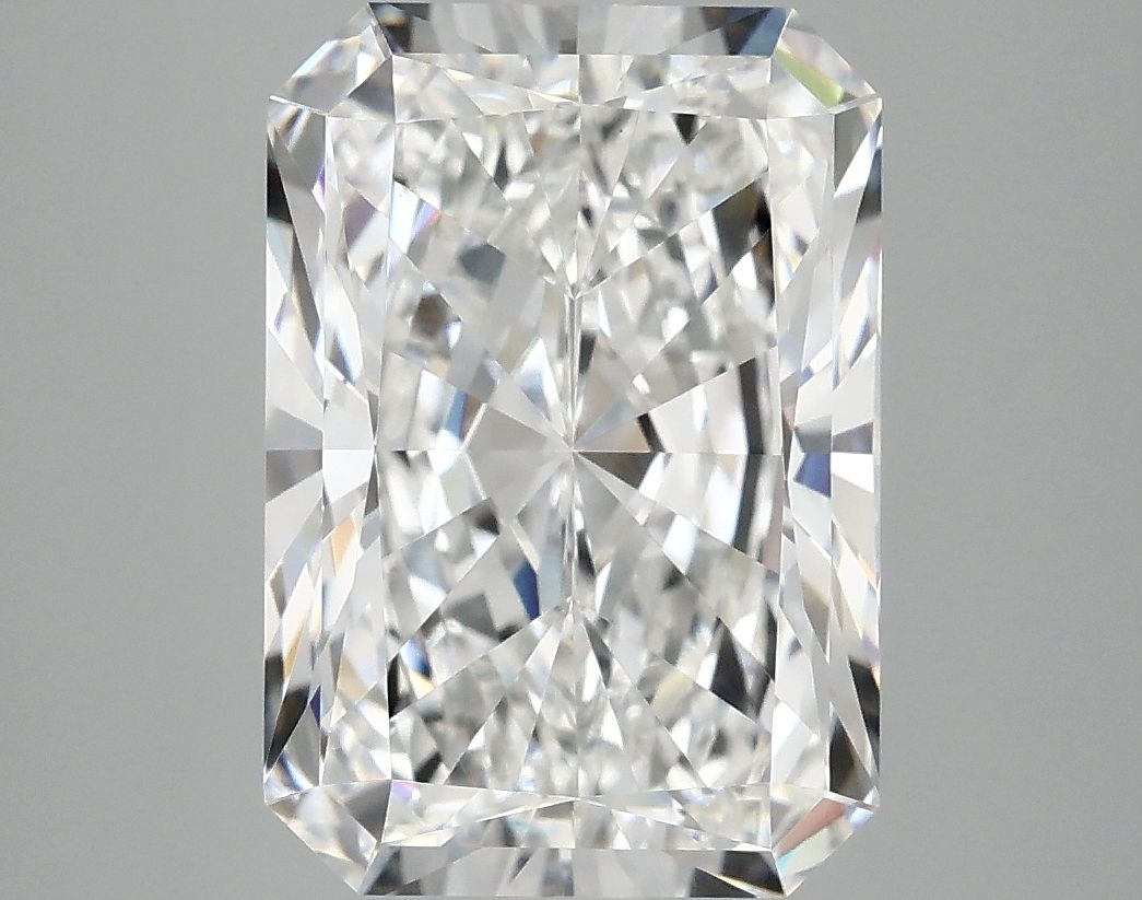 5.08 ct. radiant Lab Grown Diamond front image