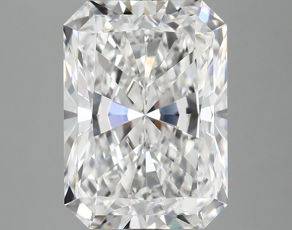 4.17 ct. radiant Lab Grown Diamond front image