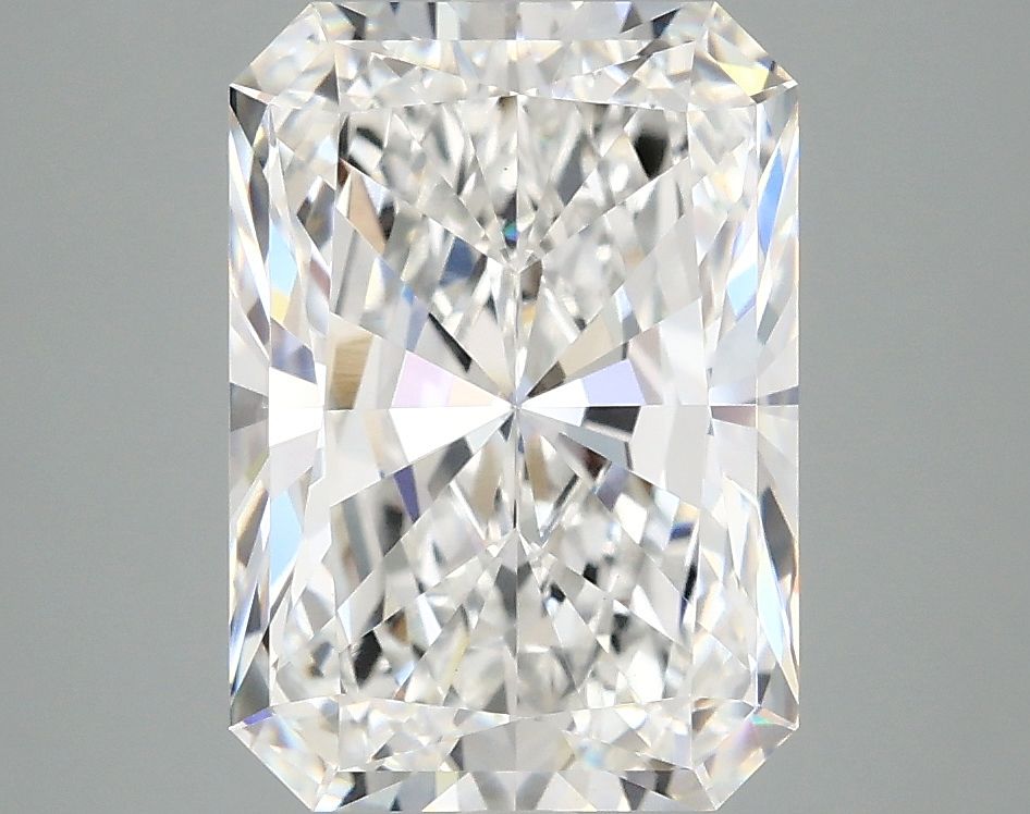 3.91 ct. radiant Lab Grown Diamond front image