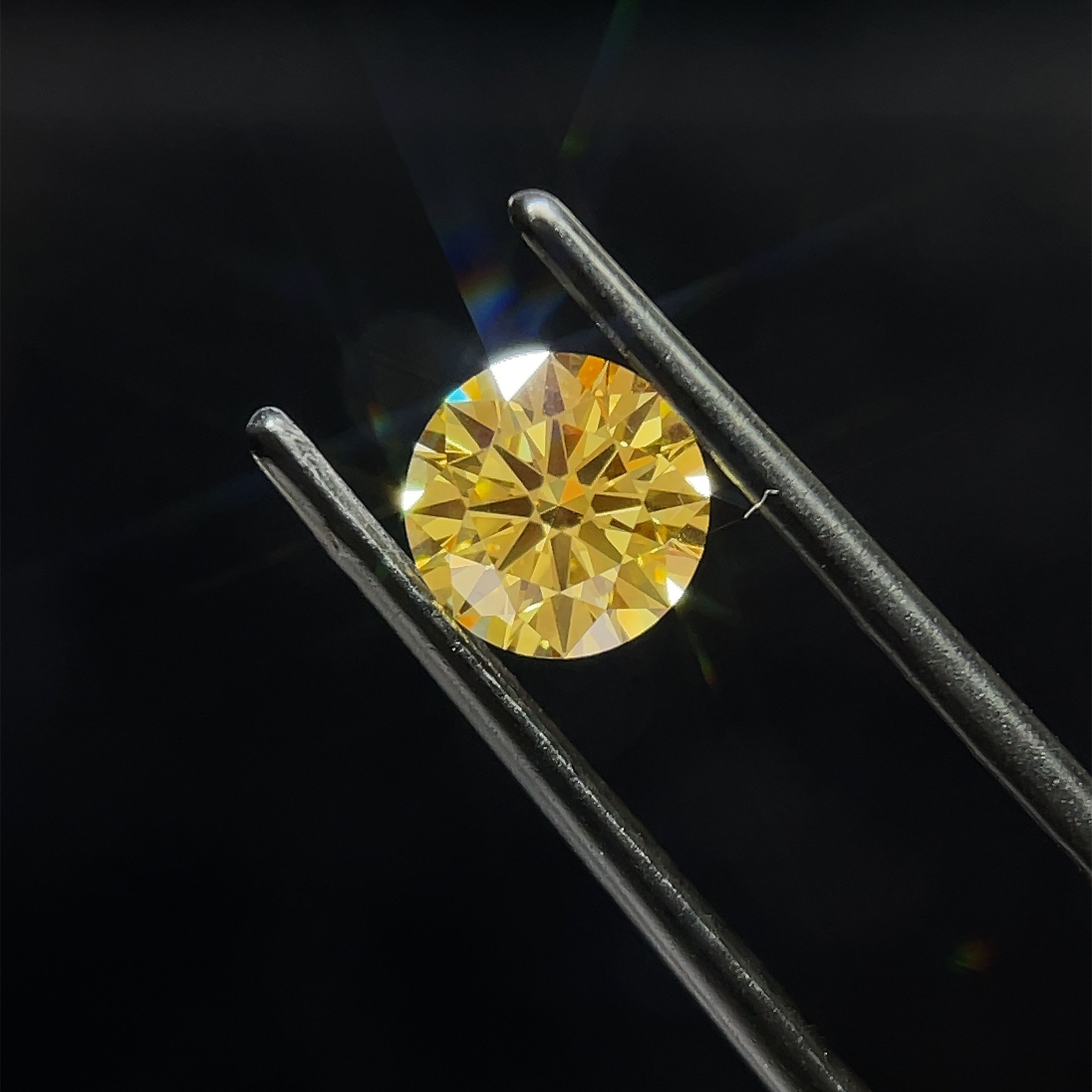 1.11 ct. round Lab Grown Diamond front image