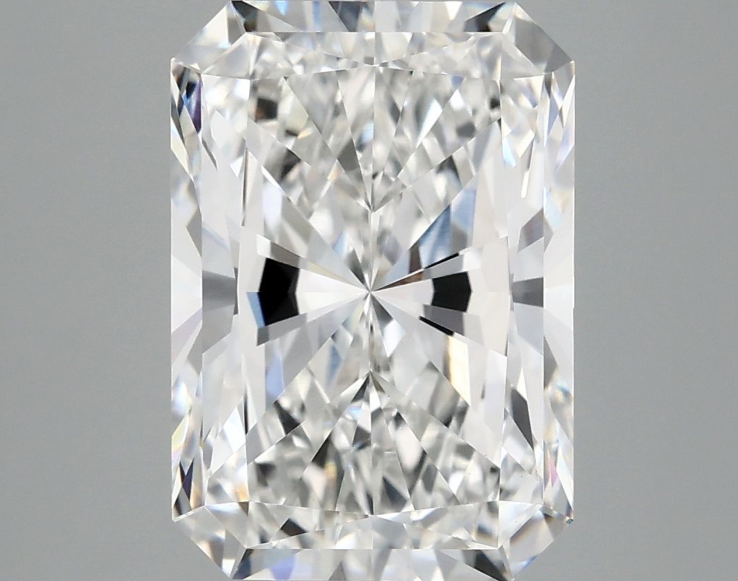 3.86 ct. radiant Lab Grown Diamond front image