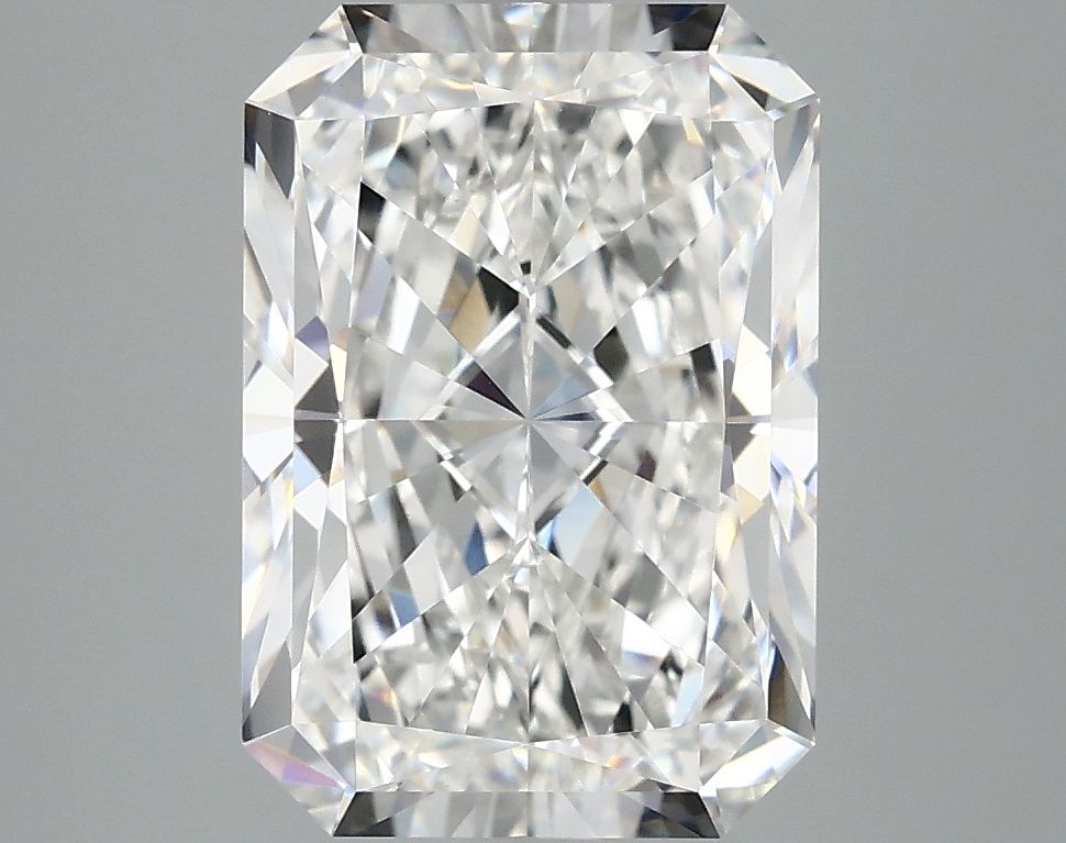 4.05 ct. radiant Lab Grown Diamond front image