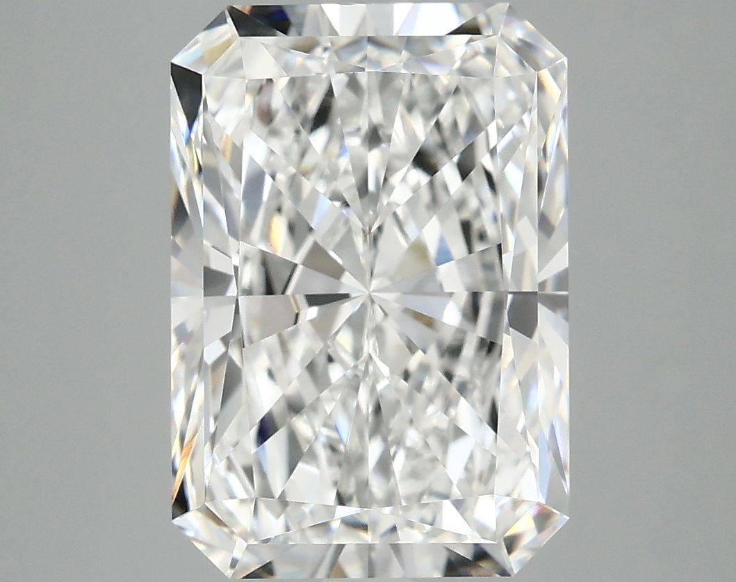 5.09 ct. radiant Lab Grown Diamond front image