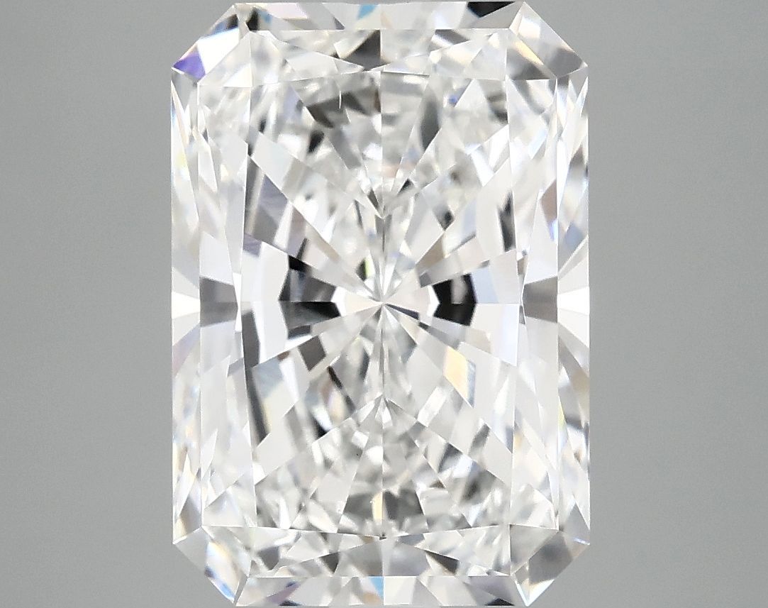 5.05 ct. radiant Lab Grown Diamond front image