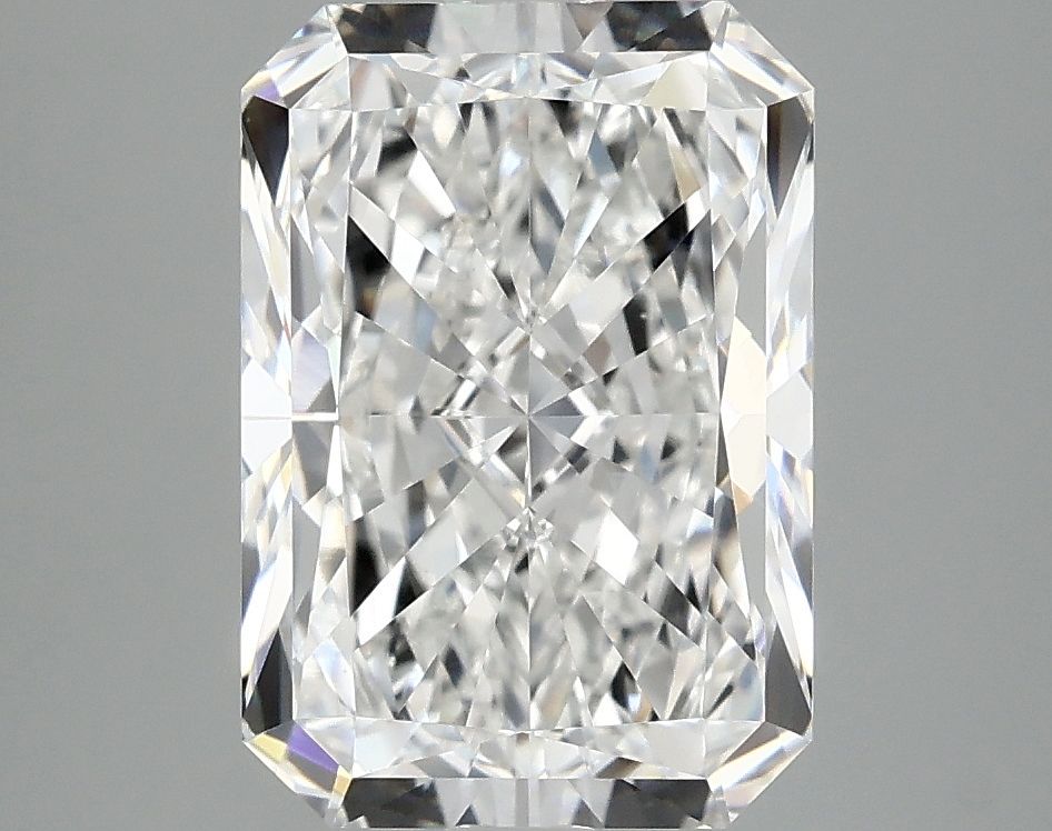 3.86 ct. radiant Lab Grown Diamond front image