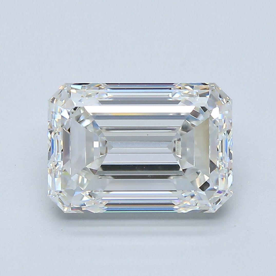 3.71 ct Emerald diamond