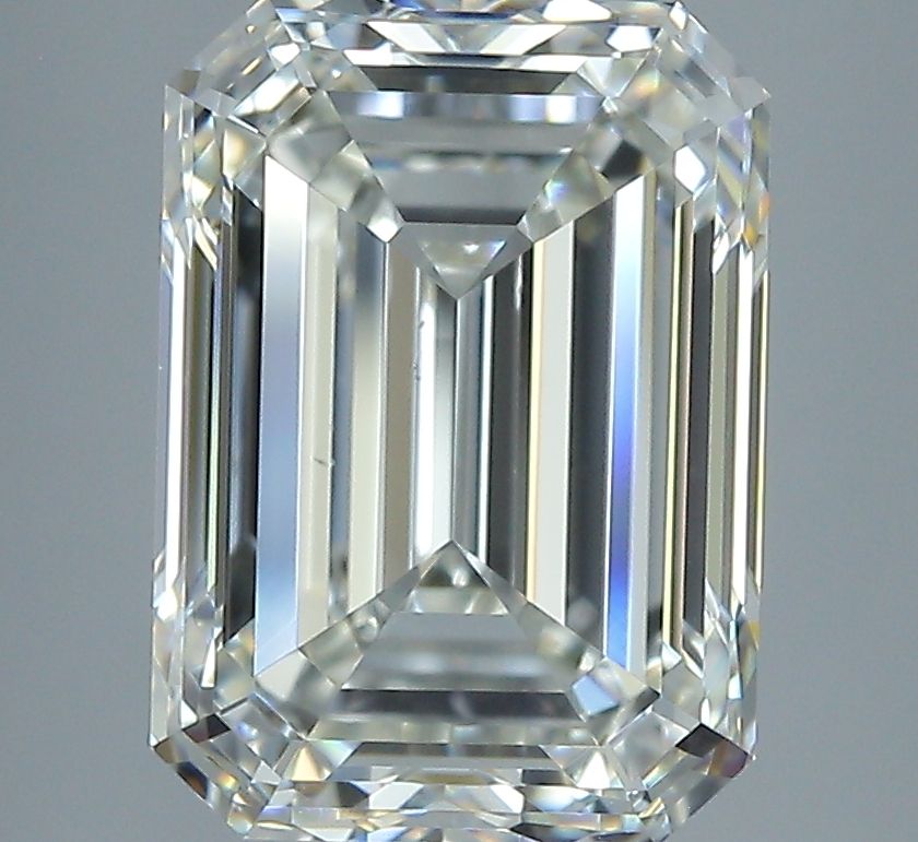 2.91 ct Emerald diamond