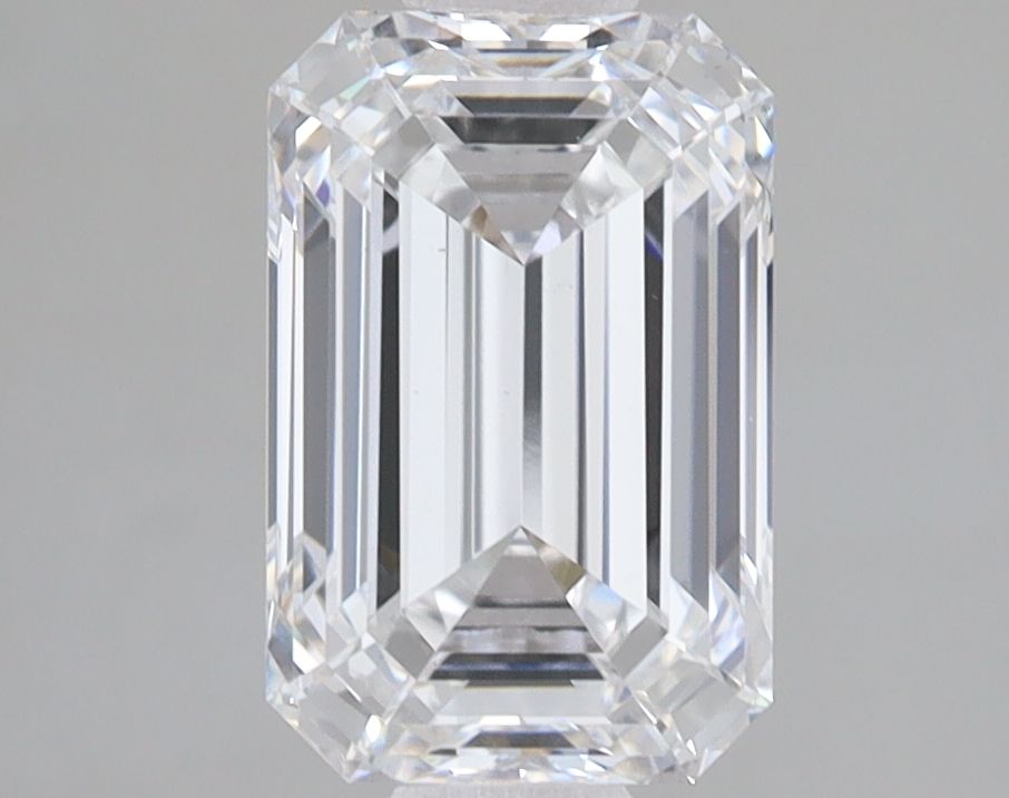 2.57 ct. emerald Lab Grown Diamond front image