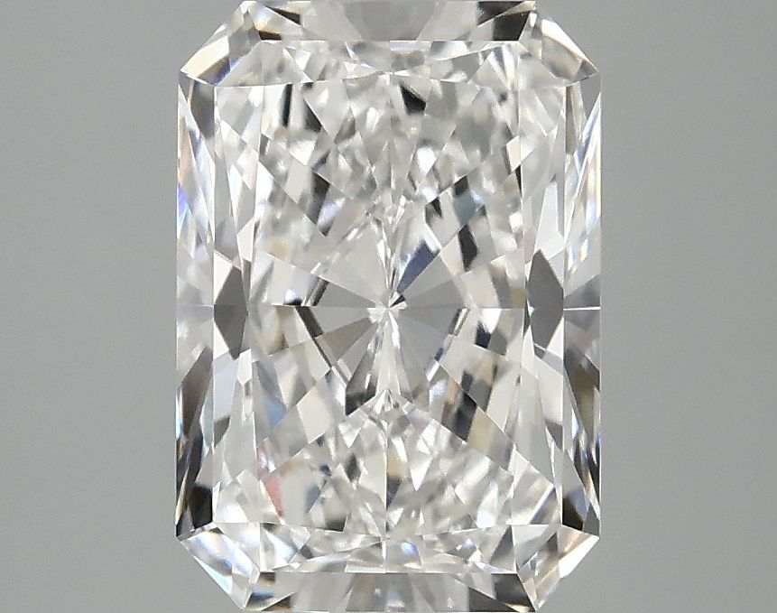 2.90 ct. radiant Lab Grown Diamond front image