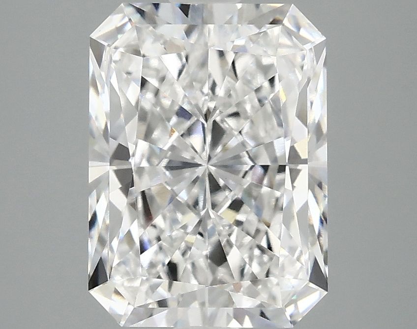3.05 ct. radiant Lab Grown Diamond front image