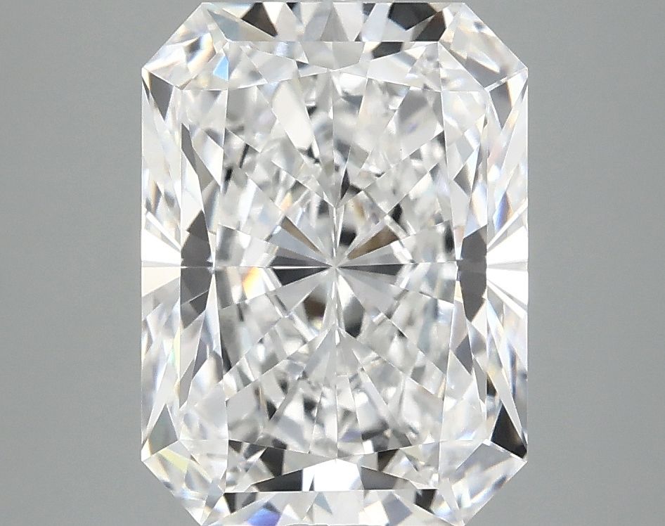 4.14 ct. radiant Lab Grown Diamond front image