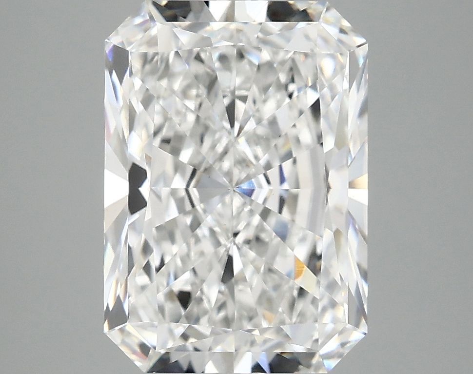 4.02 ct. radiant Lab Grown Diamond front image