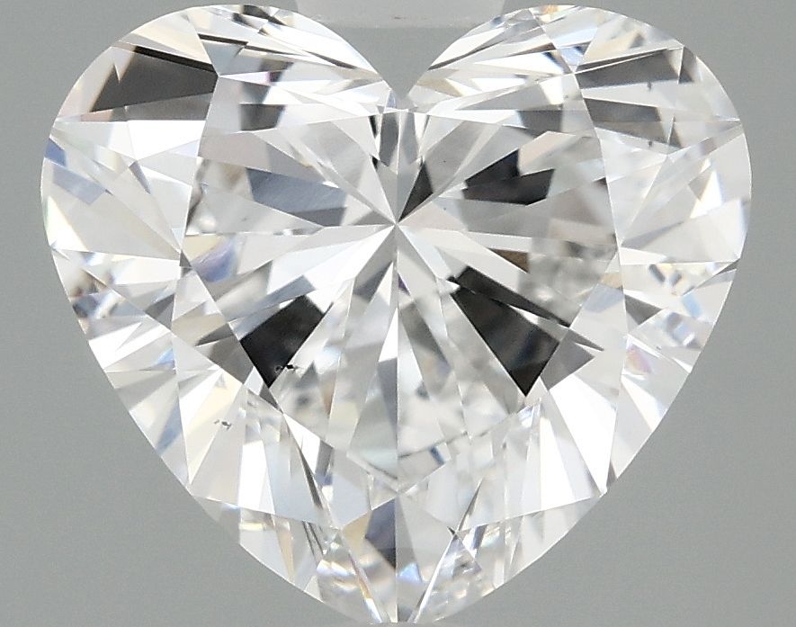 2.01 carat e VS2 EX Cut IGI heart diamond