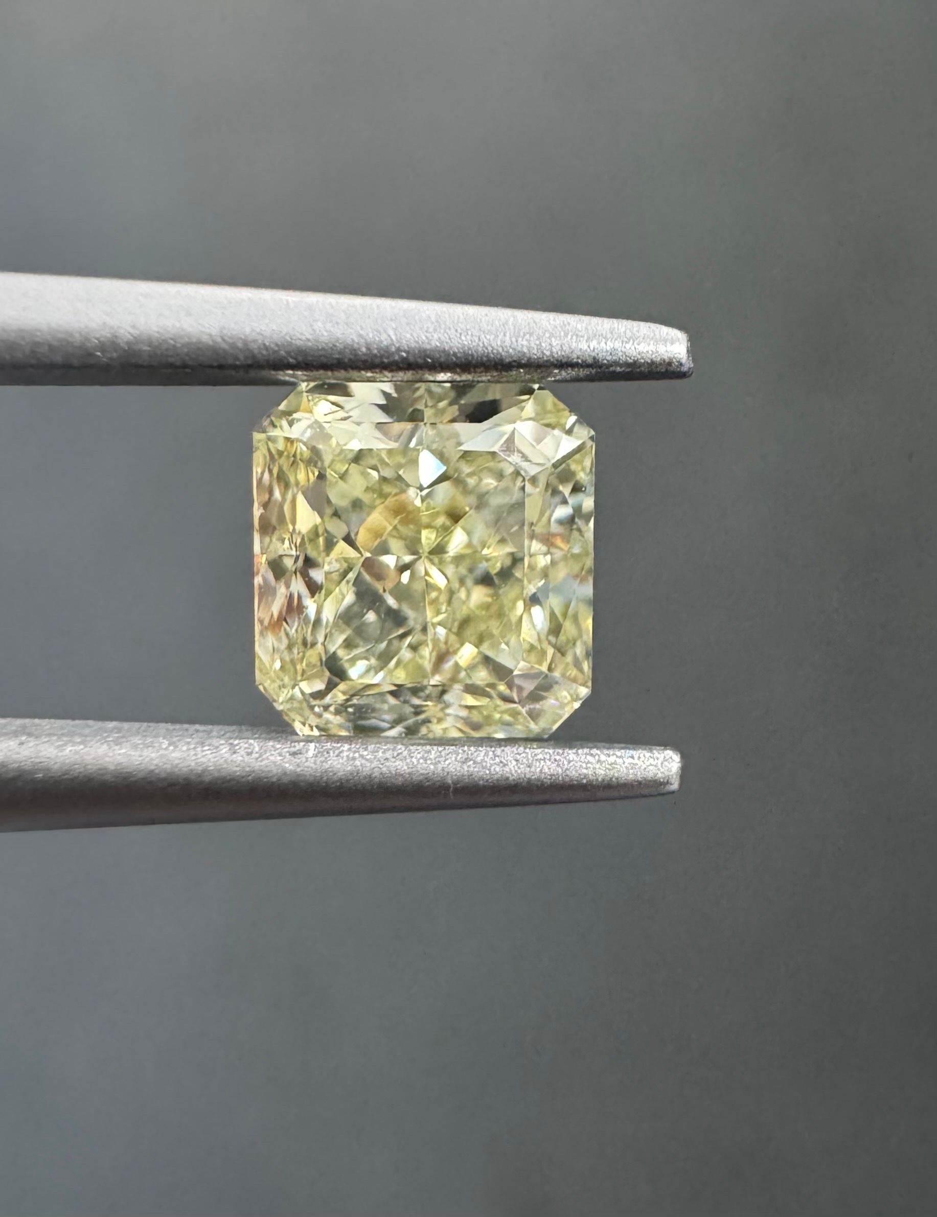 1 Carat Square Diamond W-X VS2