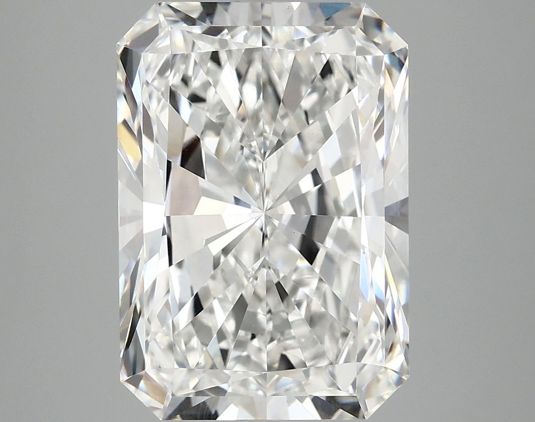 5.07 ct. radiant Lab Grown Diamond front image