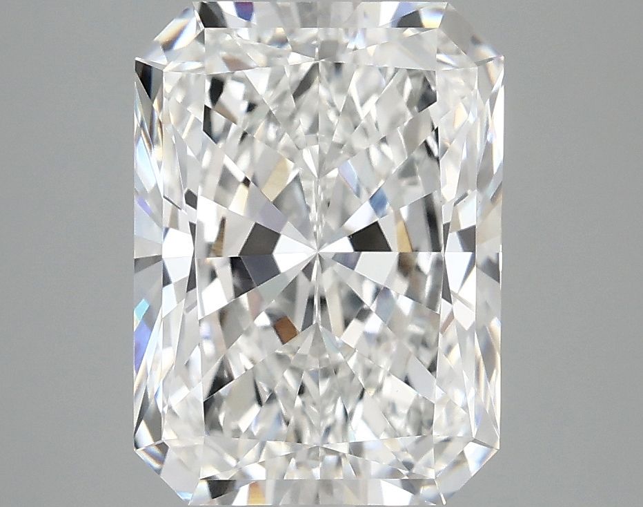 3.86 ct. radiant Lab Grown Diamond front image