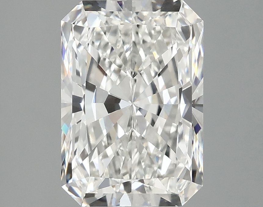 2.87 ct. radiant Lab Grown Diamond front image