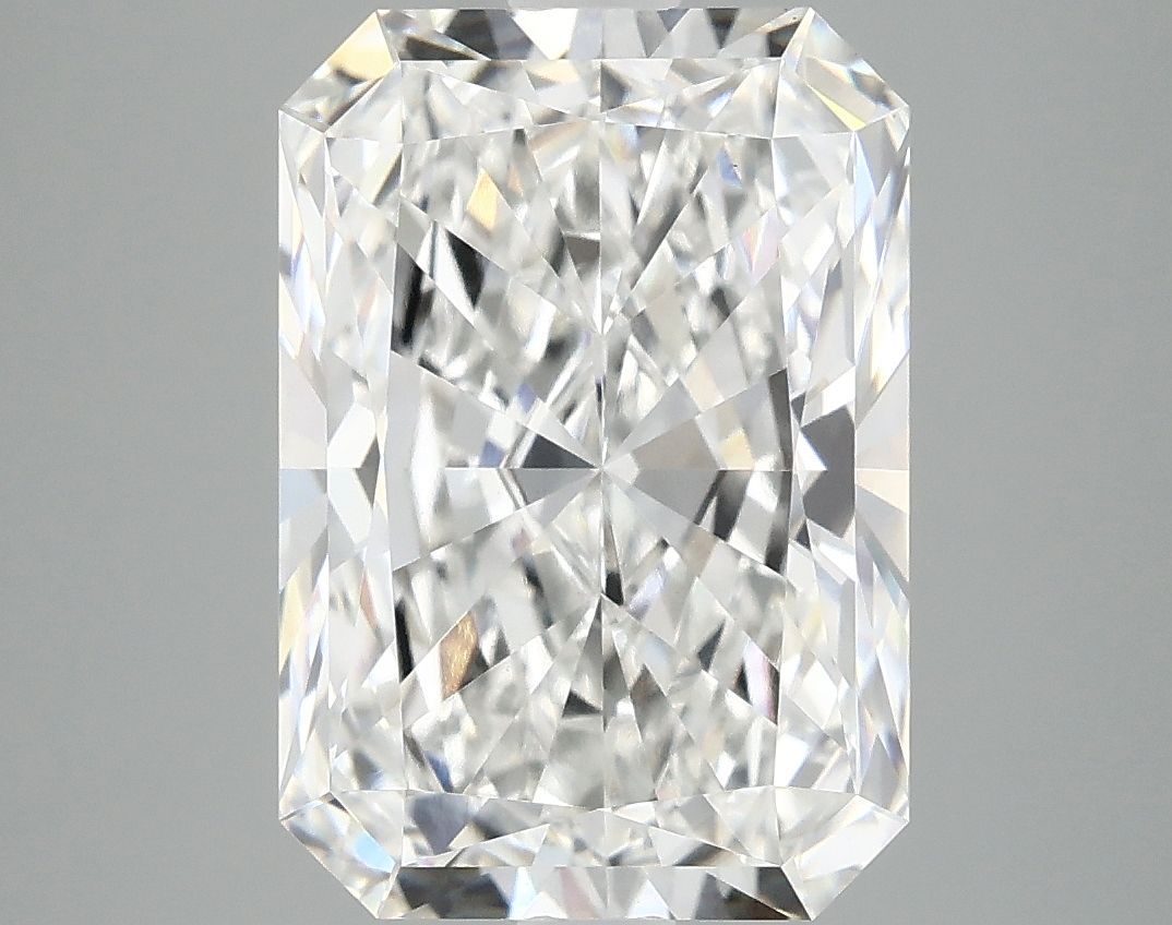 5.07 ct. radiant Lab Grown Diamond front image