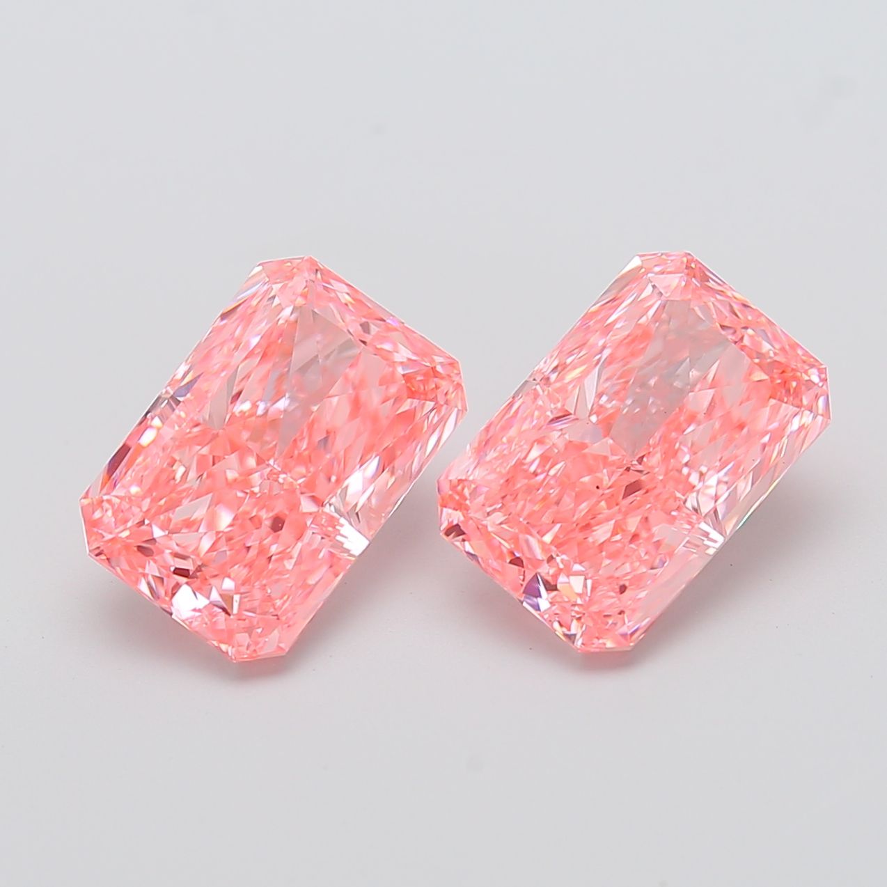 4.55 ct. radiant Lab Grown Diamond front image