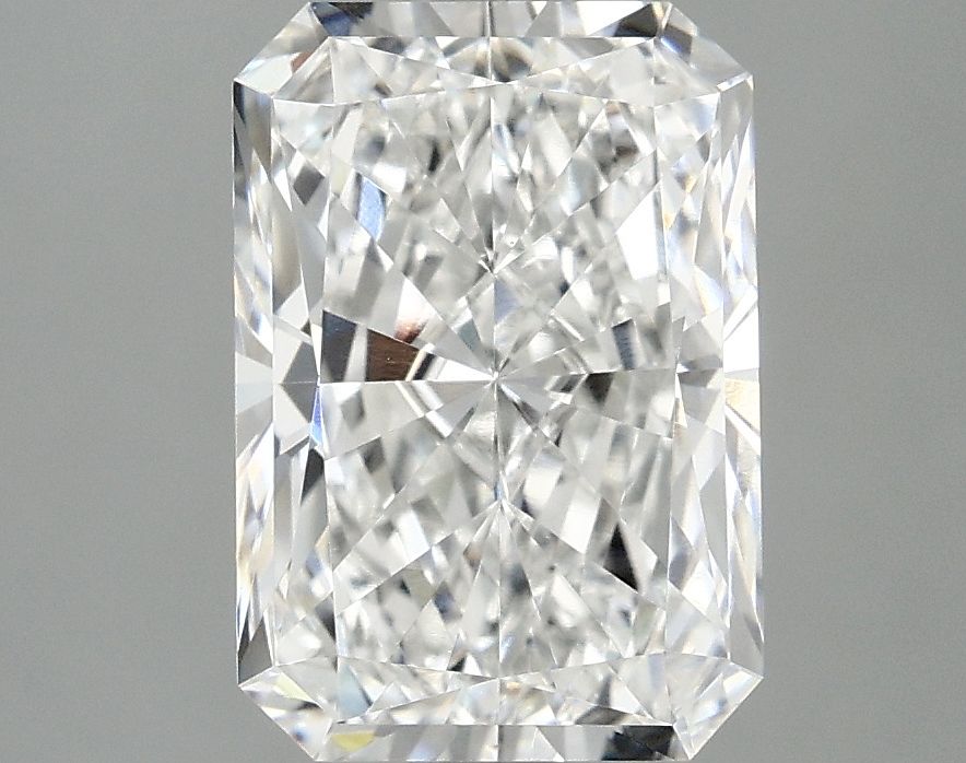 2.97 ct. radiant Lab Grown Diamond front image