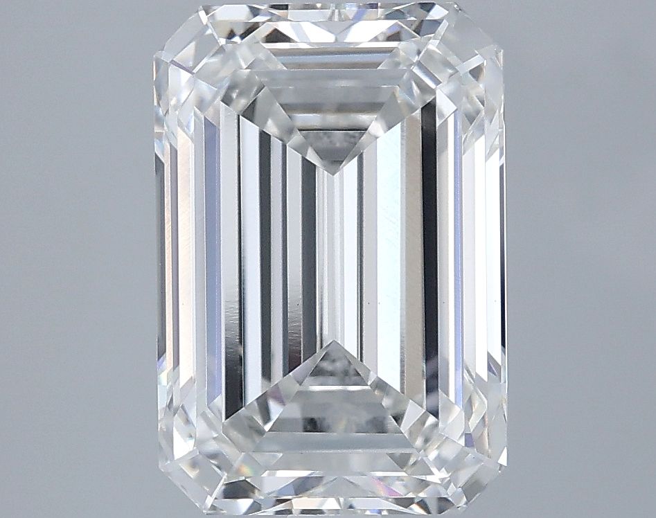 4.21 ct. emerald Lab Grown Diamond front image