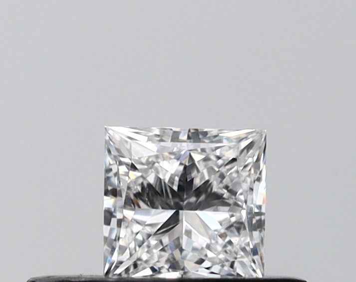 Diamant Princesse 0.32 ct - Couleur D - Pureté VS1
