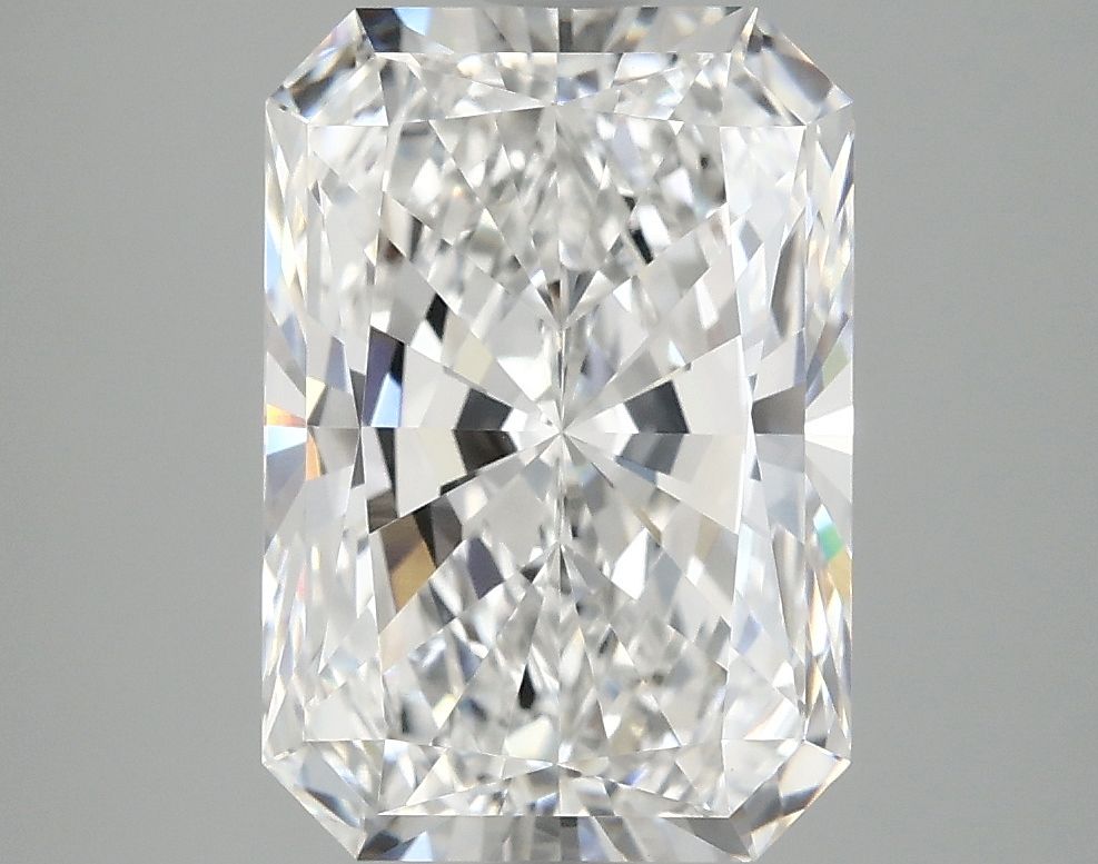 4.05 ct. radiant Lab Grown Diamond front image