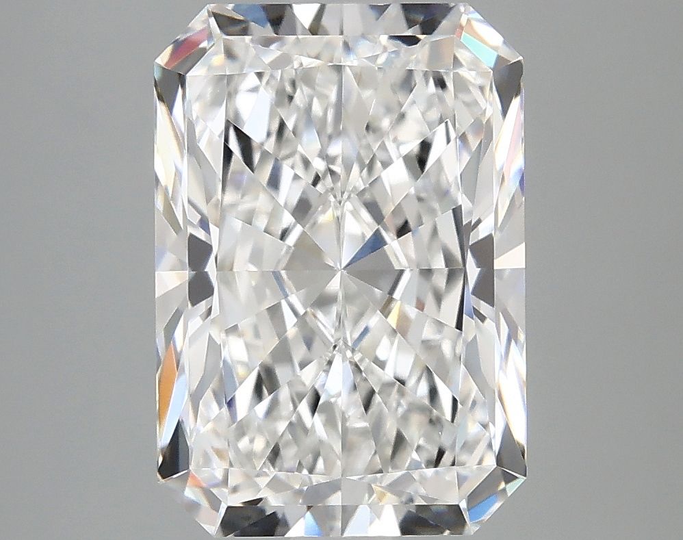 4.19 ct. radiant Lab Grown Diamond front image