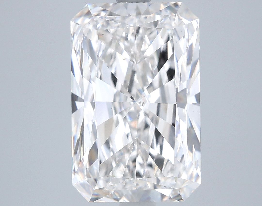 4.74 ct. radiant Lab Grown Diamond front image