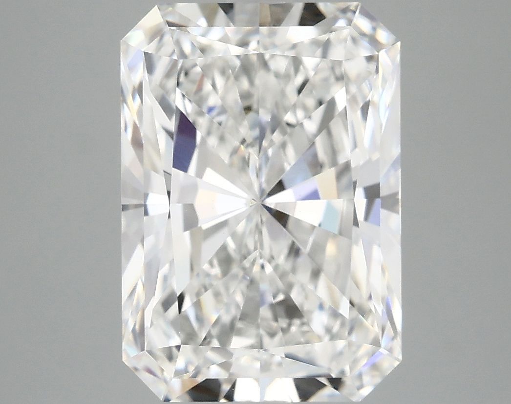 4.96 ct. radiant Lab Grown Diamond front image