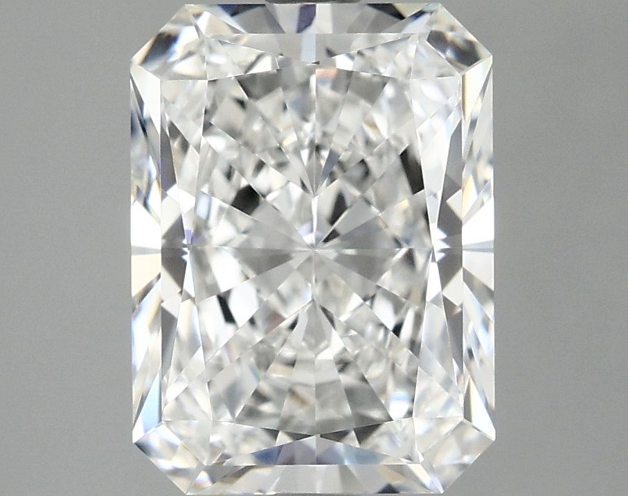 2.92 ct. radiant Lab Grown Diamond front image