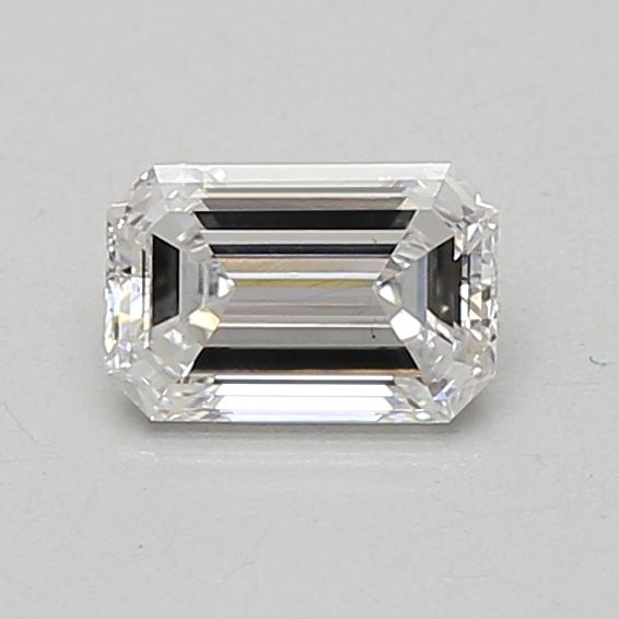 0.7 ct lab-grown Emerald Diamond
